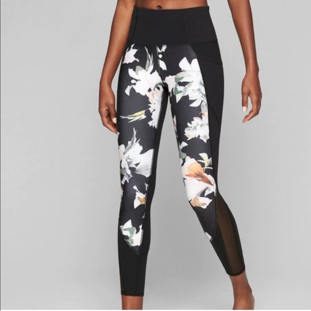 Athleta Blossom Intuition 7/8 Tights Small